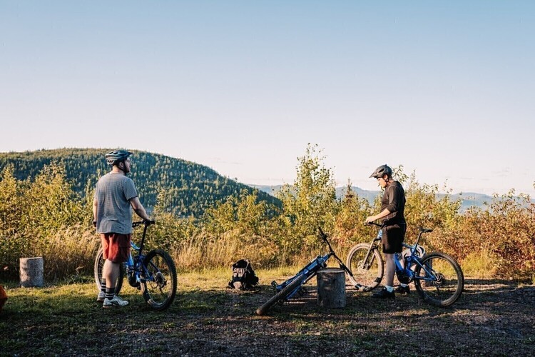 Sugarloaf Provincial Park